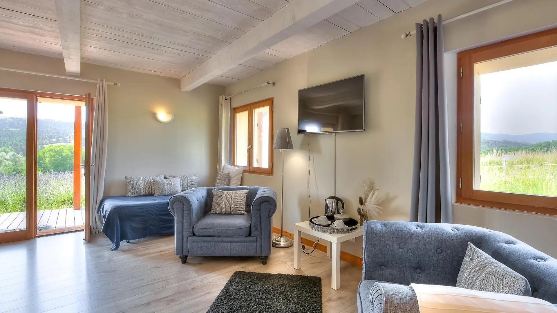 Reserve Des Monts D'Azur Andon Lodge